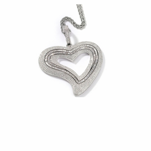 TILTED HEART PENDANT